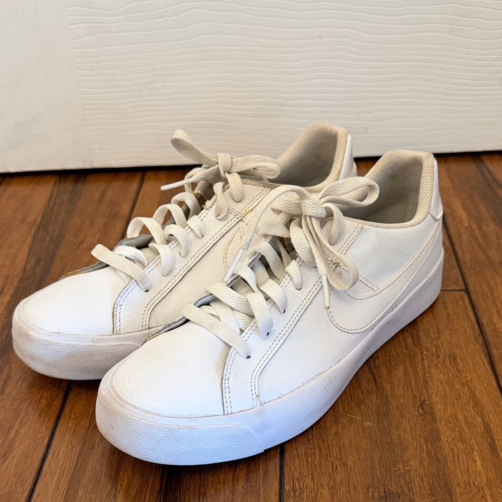 Nike Off-White Leather Low-Top Sneakers